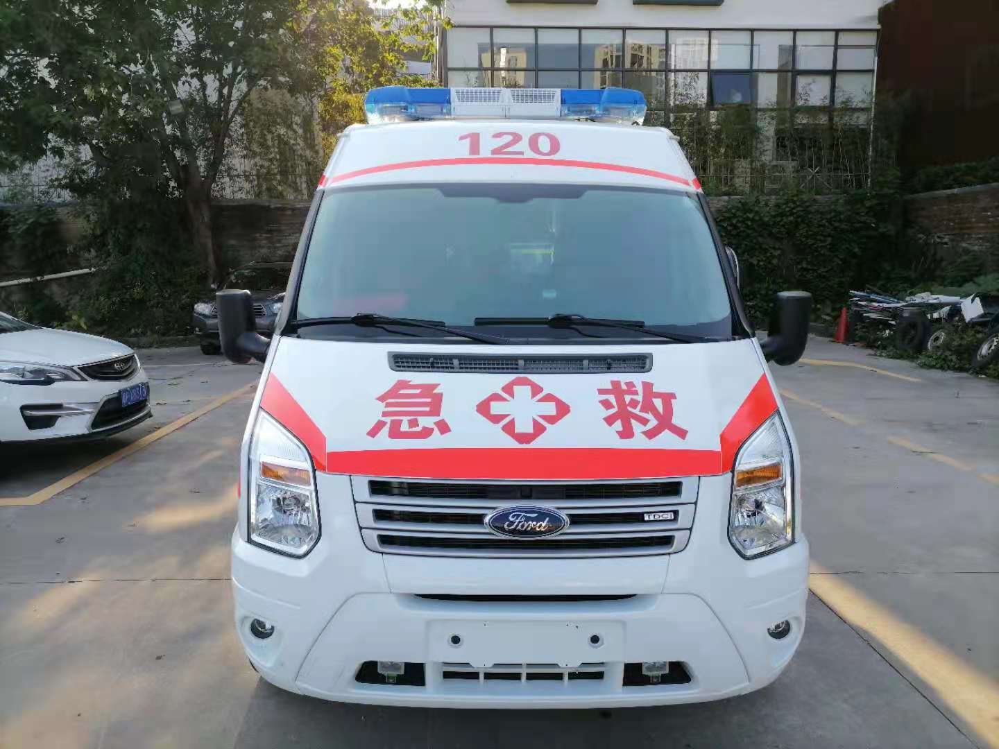 蓬安县妇婴监护型护送